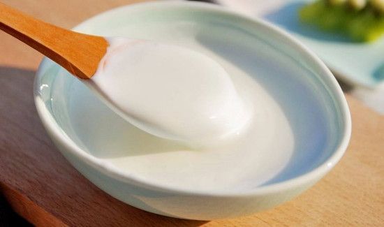 酸奶和柿子一起吃会有什么反应