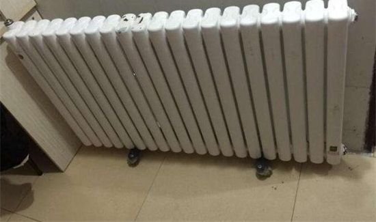 开暖气室内温度是多少