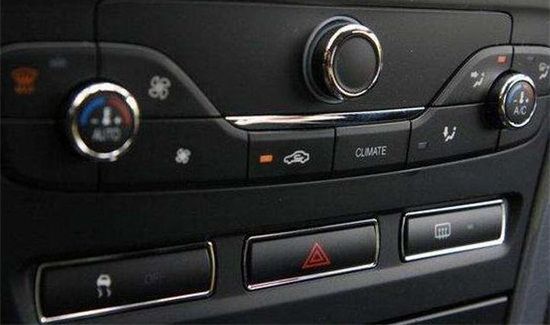 汽车开暖风按键图解