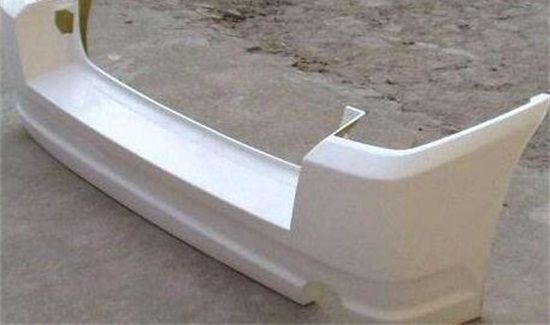 车保险杠换了能和以前一样吗?