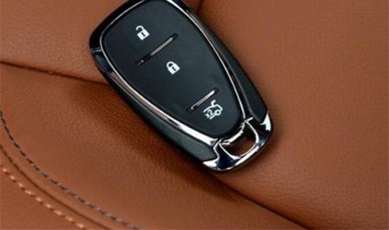 车钥匙开不了车门怎么办