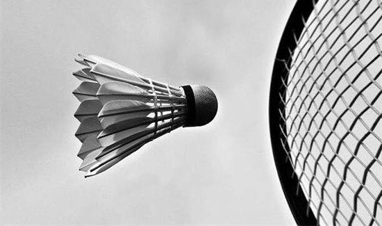 打羽毛球能瘦腿吗