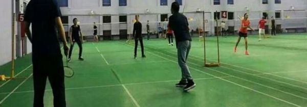 打羽毛球能瘦腿吗