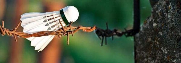 新手打羽毛球技巧