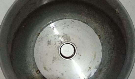 电饭锅长毛了还能用吗