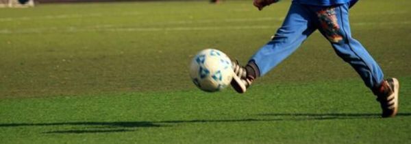 踢球如何小腿发力