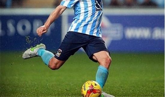 踢球如何小腿发力