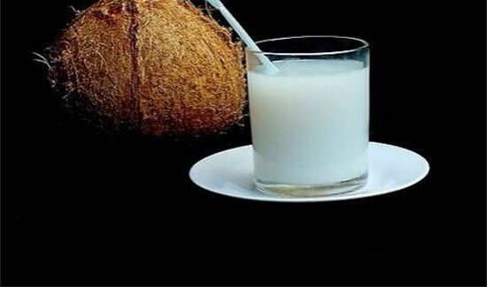 椰子汁发黄是坏了吗