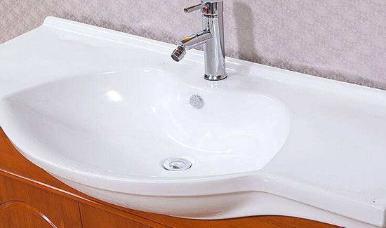 高层卫生间刮风反味