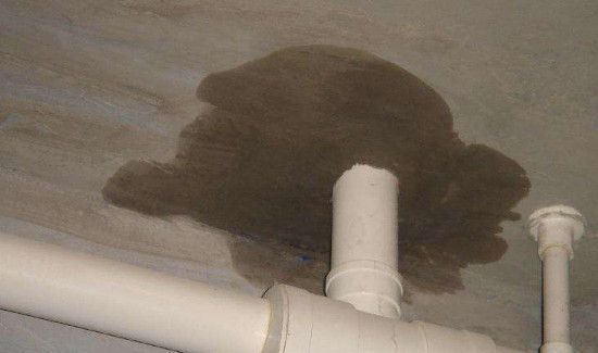 装修2年后卫生间漏水