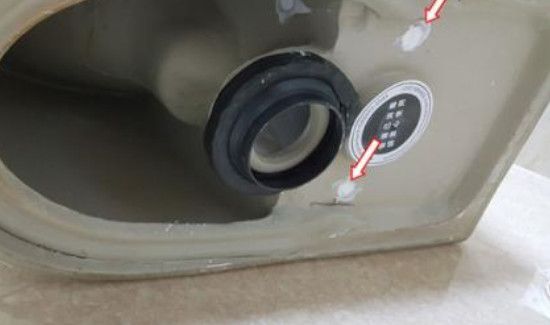 马桶两个孔怎么堵图解