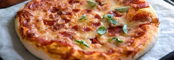 烤箱烤披萨需要锡纸吗