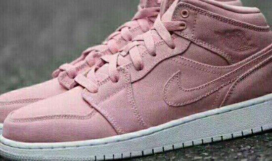 aj1为什么有些是7孔