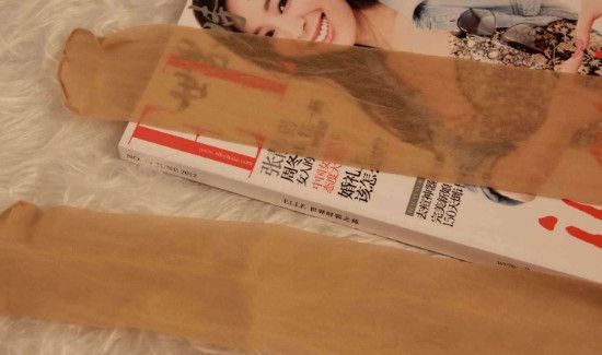 丝袜两条线的在哪一边