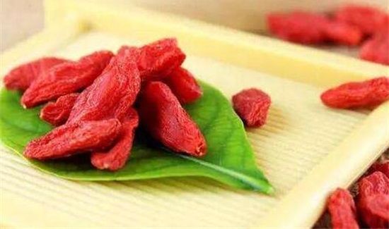 枸杞食用前怎么清洗