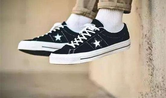 如何鉴别匡威onestar