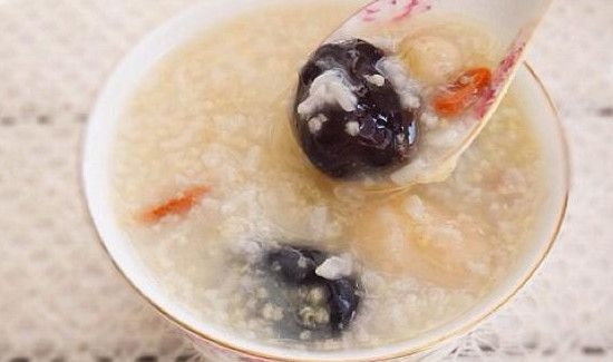 大米红枣枸杞粥的功效