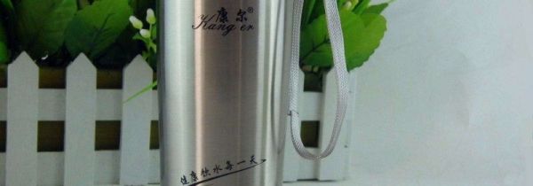 保温杯上的字如何去除
