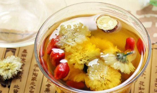 冰糖上火还是下火的