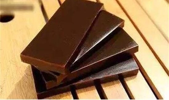 柿子和阿胶能一起吃吗