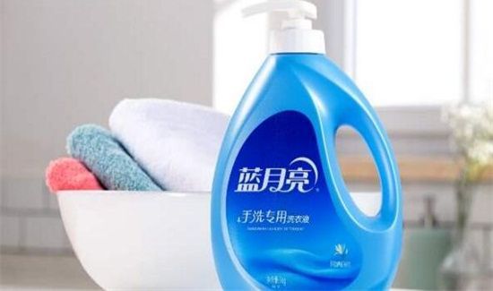 滴露消毒液可以和洗衣液一起用吗