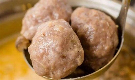牛肉和榴莲能一起吃吗