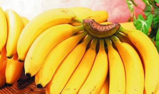 吃了柿子后再吃香蕉会怎样
