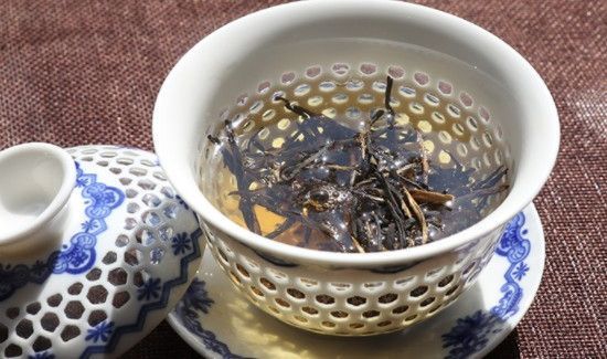 长期喝滇红茶的危害