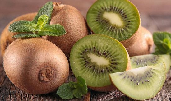 香蕉猕猴桃牛奶能一起榨汁吗