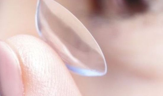 隐形眼镜带着睡觉了怎么办