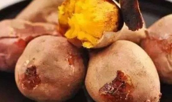 鸡蛋牛奶红薯可以一起吃吗