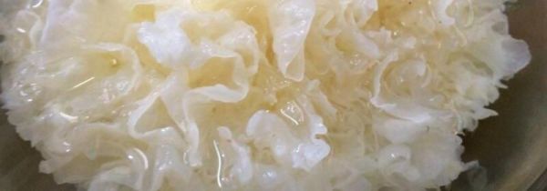 银耳不出胶状没营养吗