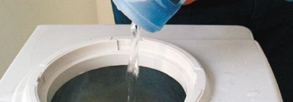 怎样用白醋清洗饮水机