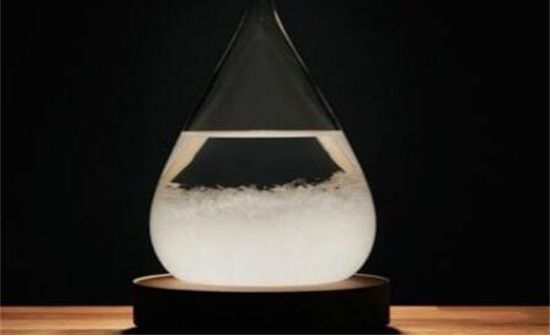 风暴瓶破了吸入有毒吗