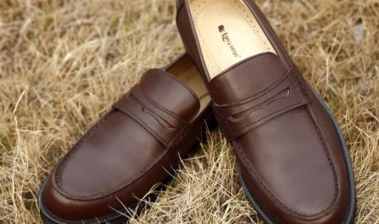 皮鞋放久了会不会老化