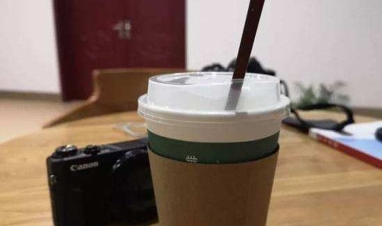 喝咖啡需要吸管吗