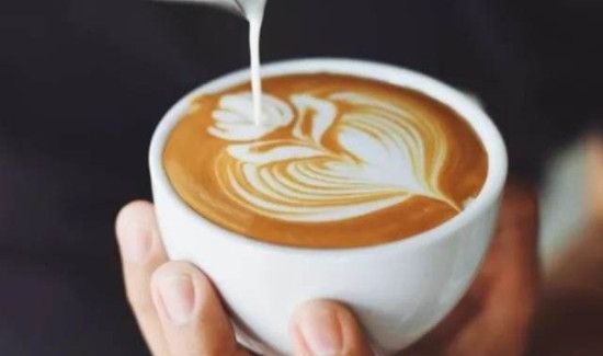 喝咖啡需要加奶加糖吗