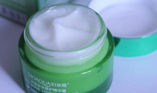 鲜芦荟可以当化妆品用吗