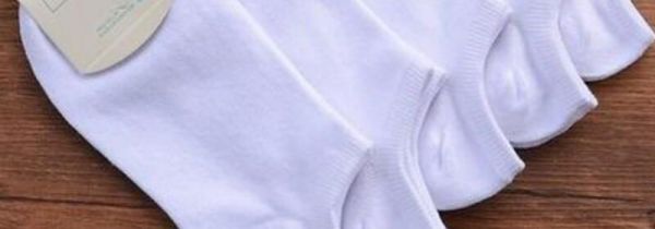 怎么防止白袜子变黄