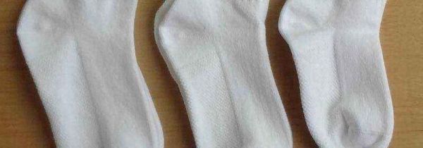 白袜子发黄怎么洗白