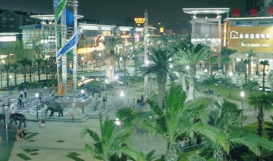 上海国贸大厦有多高