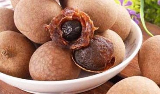 桂圆泡水去皮吗