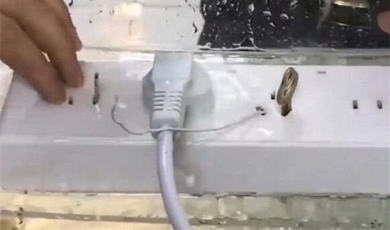 插座进水跳闸了怎么办