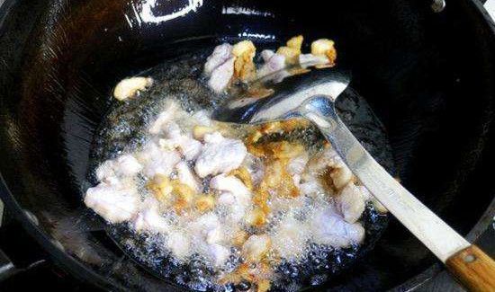 一斤肥肉可以炼多少油