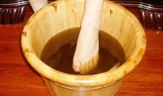泡脚泡久了的危害