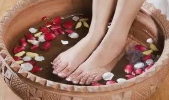 泡脚泡久了的危害