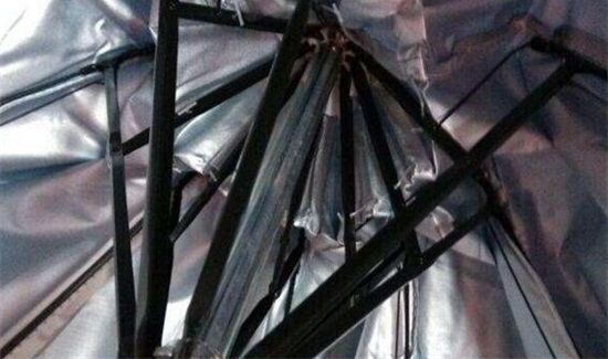 雨伞生锈怎么去除