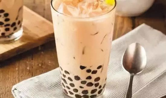 一杯奶茶相当于几碗饭