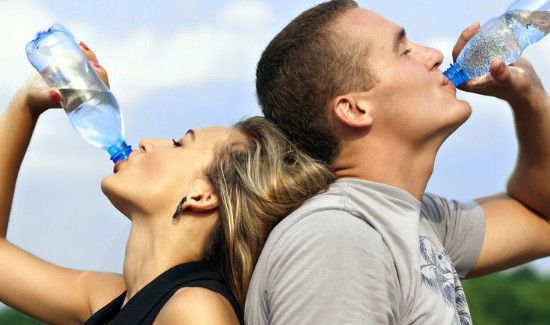 一次性大量饮水的危害