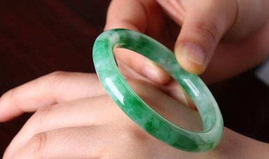 手镯怎么量手围